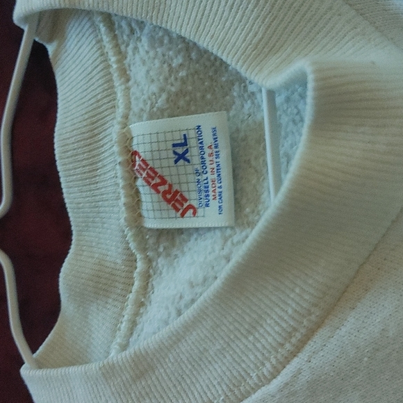 Bird Sweatshirt - Picture 2 of 2